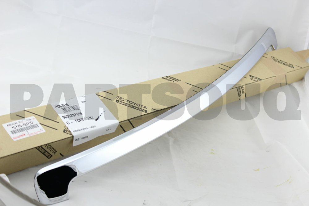 Молдинг капота в сборе — чёрного цвета TOYOTA J150 09-13