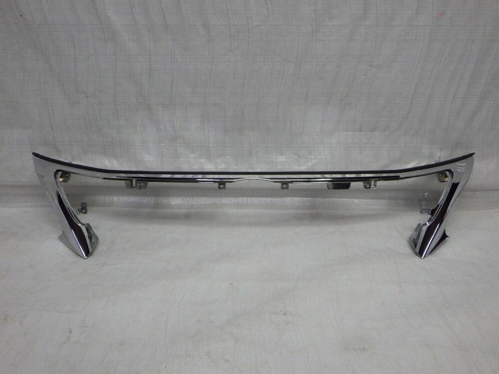 Молдинг решетки радиатора LEXUS GS350 05-07