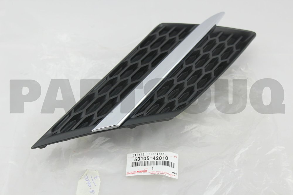 Rav4 решетка радиатора лев черн с хром молдинг TOYOTA RAV4 A40 13-15