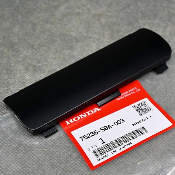 Крышка посередине, прав. боковая отделка крыши/li HONDA CR-V RD5 02-06