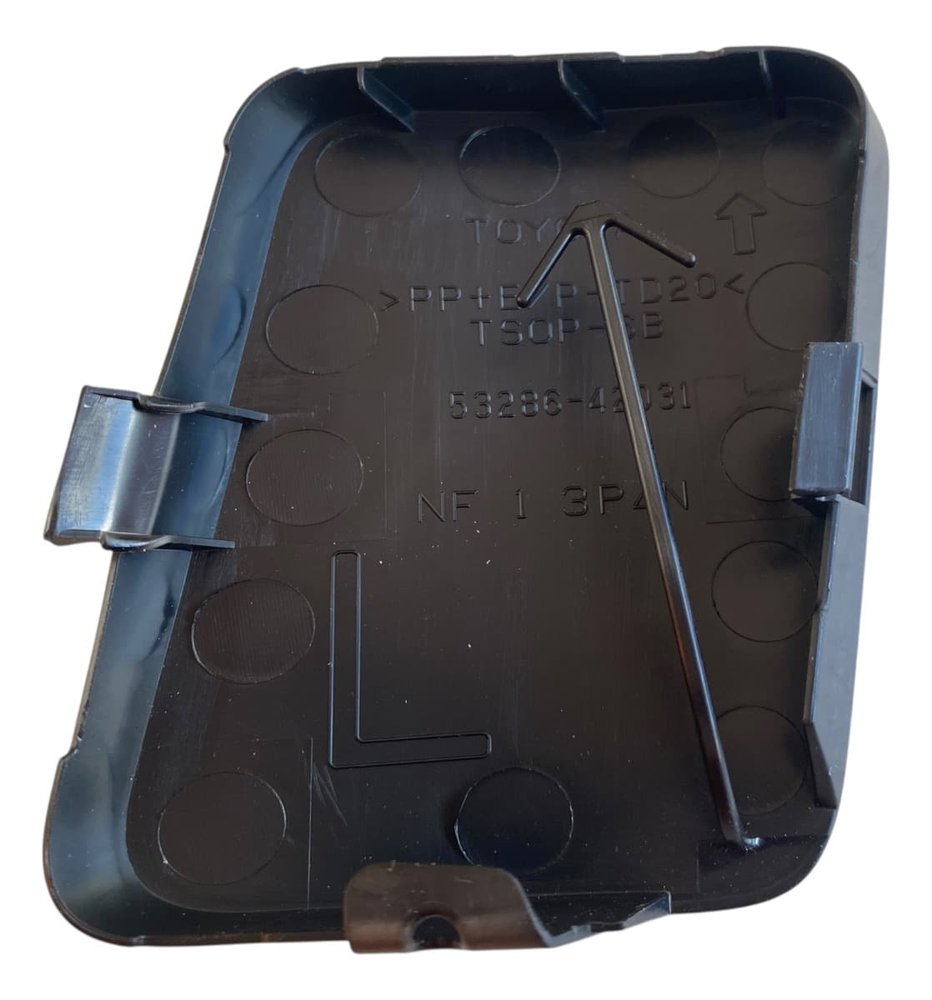 Заглушка бампера L TOYOTA RAV4 A30 05-08
