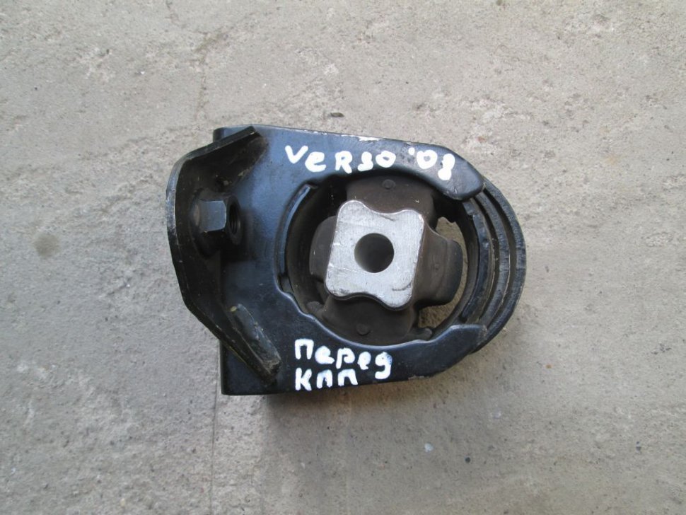 Подушка двигателя FRONT TOYOTA /AVENSIS/ADT250/CDT250/AZT250/1ADFTV/1CD